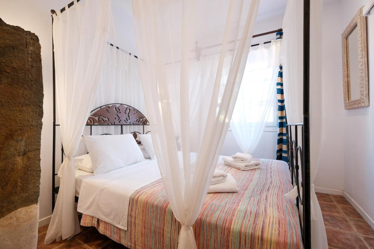 Golden Beach Studios & Suites Tinos Bagian luar foto