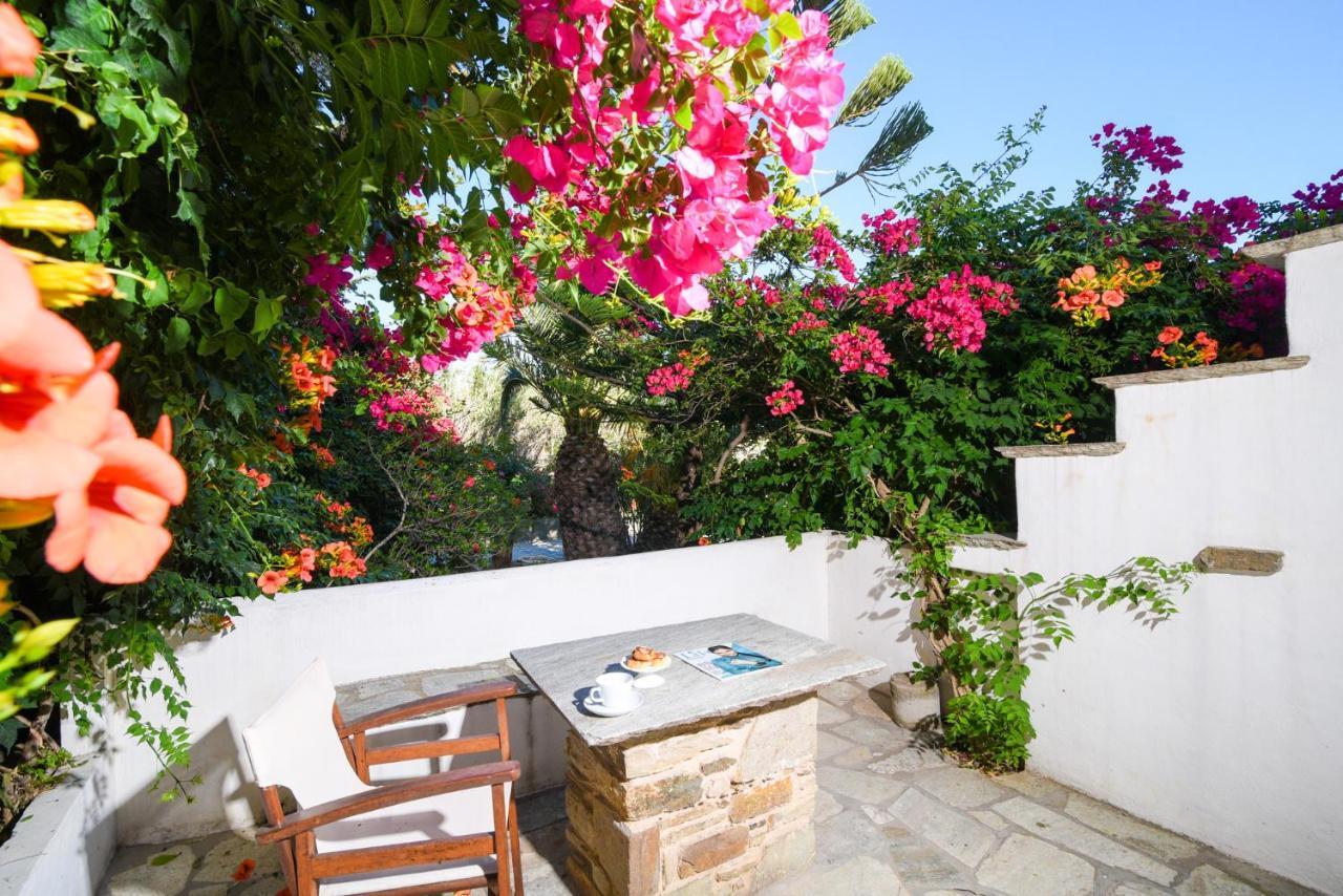 Golden Beach Studios & Suites Tinos Bagian luar foto