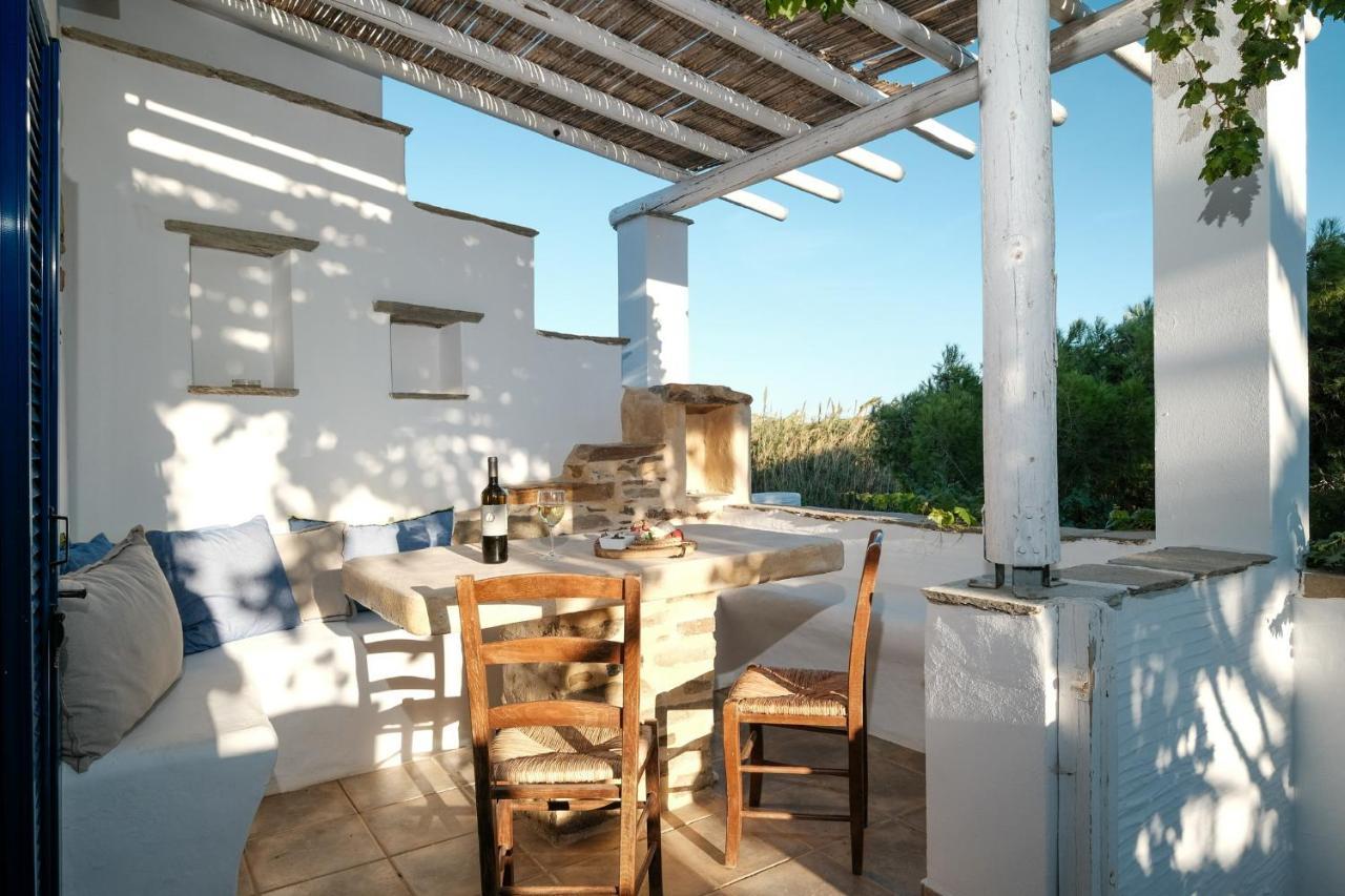 Golden Beach Studios & Suites Tinos Bagian luar foto