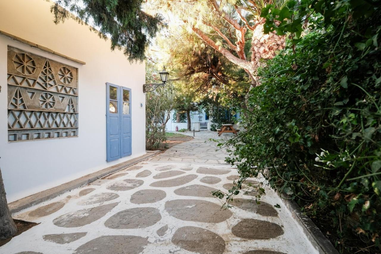 Golden Beach Studios & Suites Tinos Bagian luar foto