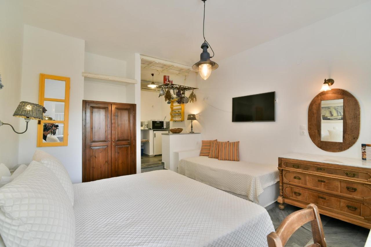 Golden Beach Studios & Suites Tinos Bagian luar foto